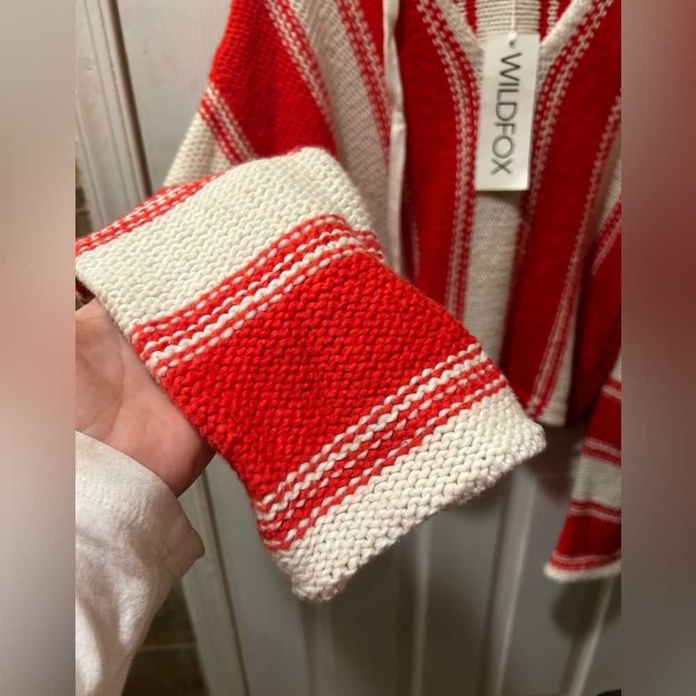 NWT Wildfox Chromatic Stroke Hermosa Sweater L Vintage Lace/Crimson $128 Retail! - Picture 9 of 10